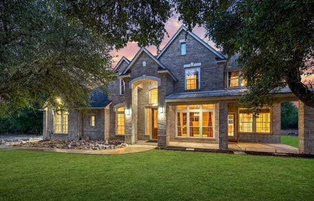 289 Lone Creek Cir