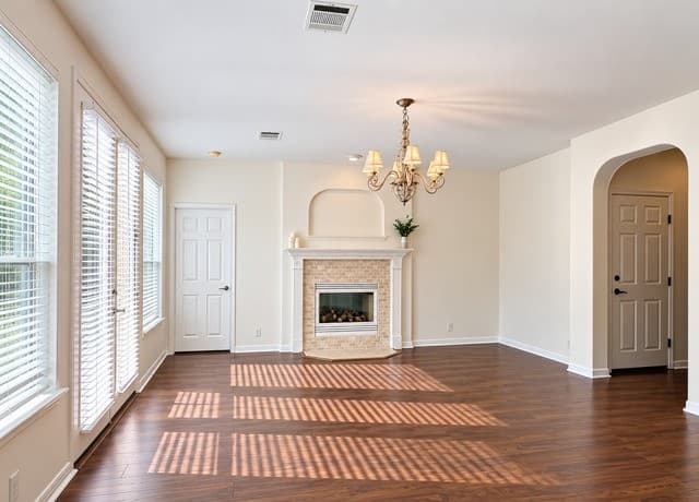 427 Elkgrove Ct