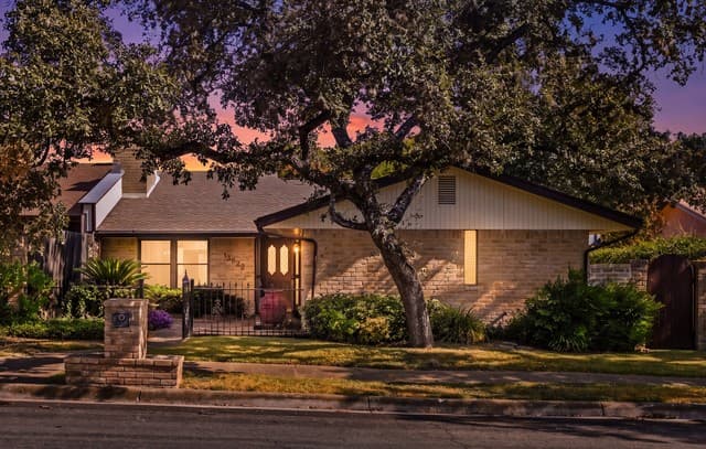 13622 Landmark Hl