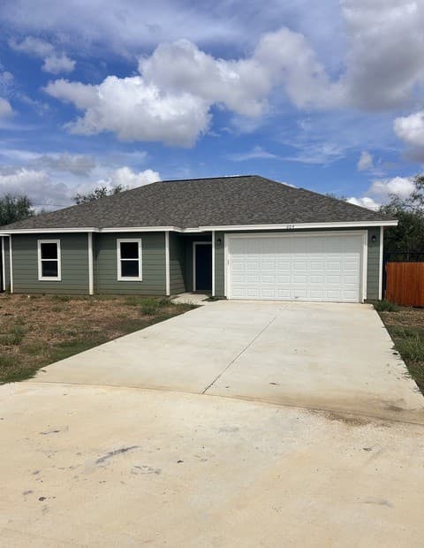 608 Mustang Circle