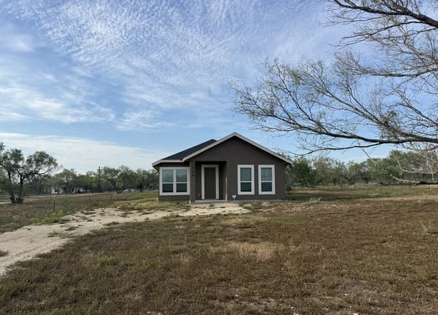 1444 Corgey Rd