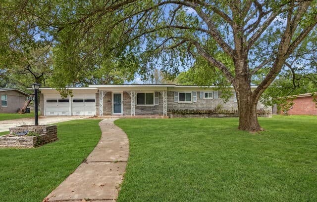 515 Cave Ln
