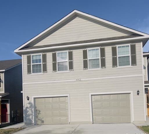 7703 Briarwood Pass Unit 102