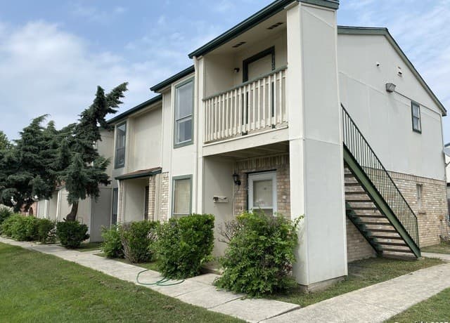 4949 Hamilton Wolfe Unit 5201