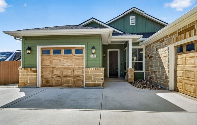 225 Iron Gate