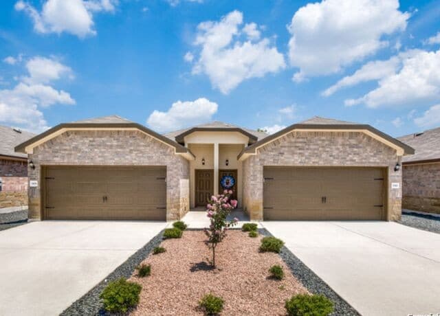 9931 Westover Bluff