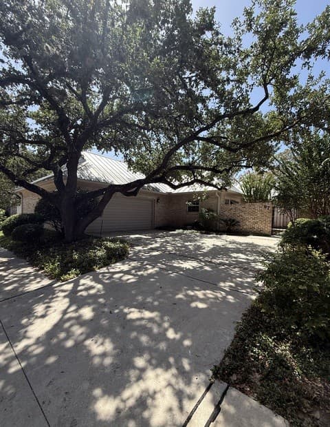 97 Campden Cir