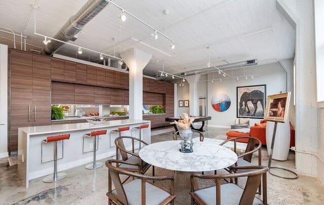 1401 S Flores St Unit 201