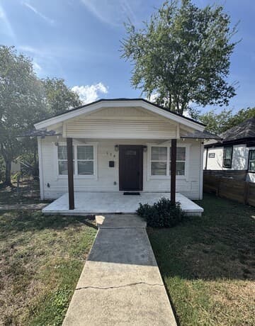 138 Paul St
