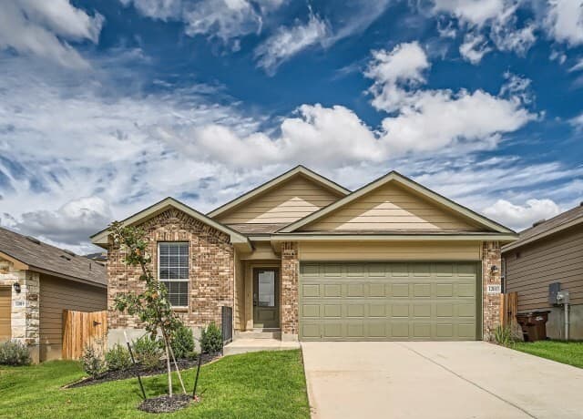12015 Emerald Shore