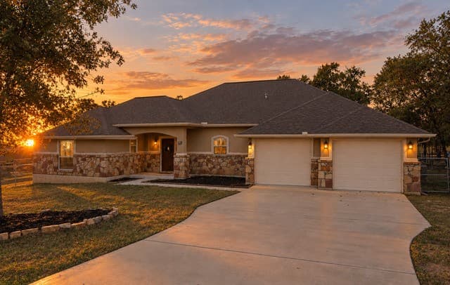237 Great Oaks Blvd