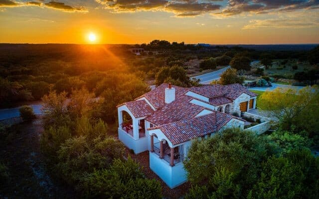5 Di Lusso Dr, Boerne, TX 78006
