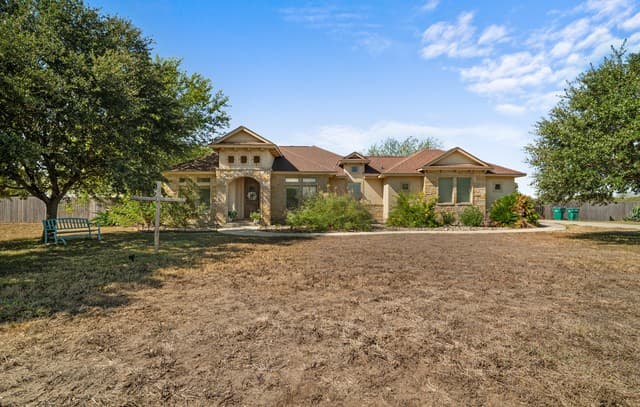 17915 Rockys Cir
