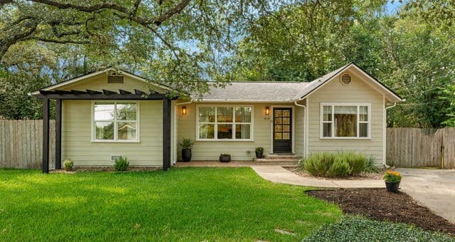 414 Frey St, Boerne, TX 78006