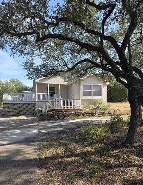 1467 Live Oak Drive